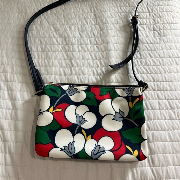 Kate Spade Small Dawn Breezy Floral Crossbody Purse - Picture 5 of 7
